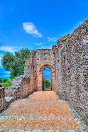 Grotto Catullus at the Lake Garda in Sirmioneのeditorial素材