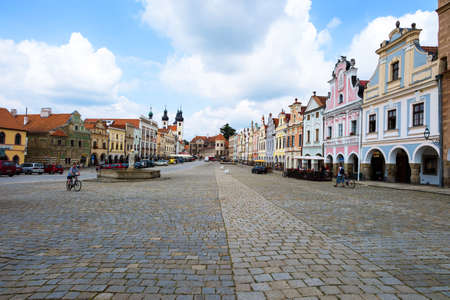 the historic town square of telc in the czech republic. のeditorial素材
