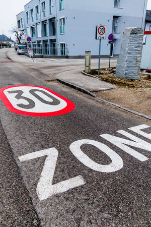 traffic calming a geschwindikeitsbegrenzung was introduced. 30 kph zone in city traffic