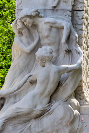 the johann strauss monument stands in the stadtpark.の写真素材