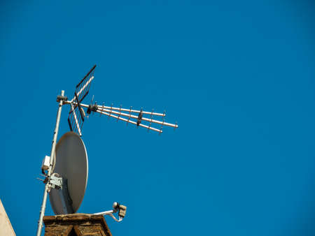 antenna for television reception in italy