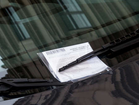 parking ticket on carの写真素材