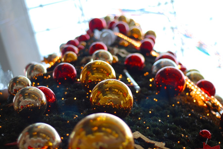 Close-up of Gourgeous Christmas Tree with Red and Gold Globes.の写真素材