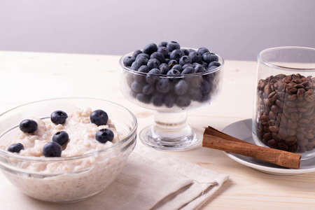 oat meal porridge as healthy organic vegan breakfast conceptの写真素材