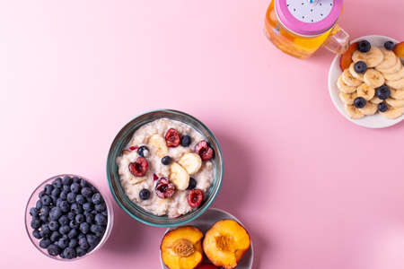healthy tasty breakfast concept on pink backgroundの写真素材