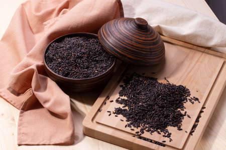 black dry uncooked riceの写真素材