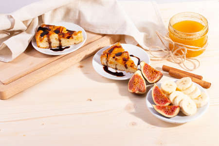 yummy honey tartの写真素材