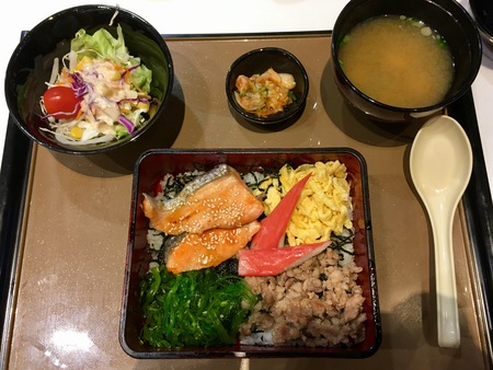 Salmon bento set is delicious Japanese foodの写真素材