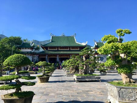 Temple hall of Linh Ung pagoda temple (Guanyin Buddha) in Danang, Vietnamのeditorial素材