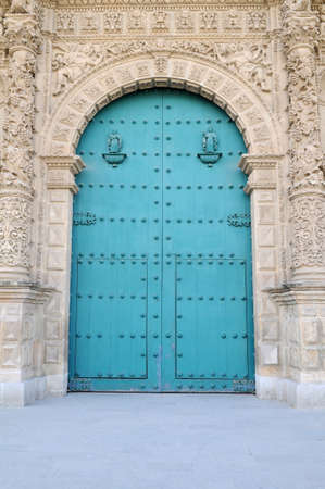 View of wood doors at the Cathedral of Cajamarca, Peruの写真素材