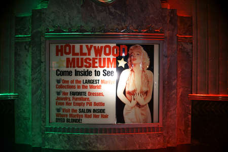 Los Angeles, United States - December 27, 2015: The night lit entrance sign of Hollywood Museum with a portrait of Marilyn Monroe on December 27, 2015 Los Angeles.のeditorial素材