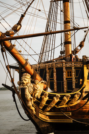 August 2022, Voronezh, Russia - carved figures on the bow of Historical copy of first battleship "Goto Predestination" or "God's Providence"のeditorial素材