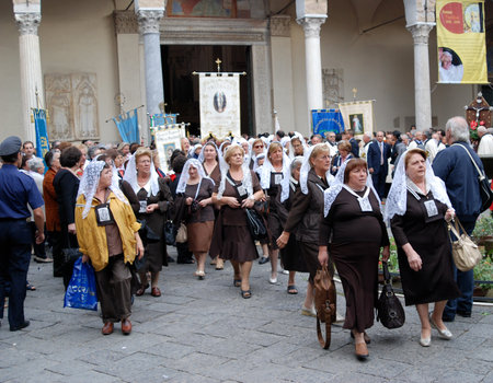 Italy : Saint Matteo Religious Procession in Salerno, September 21, 2008.のeditorial素材