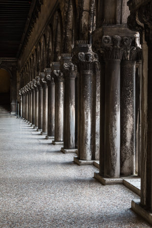 Arcade, Hallway and Columns - Inside Doge's Palace: Gothic architecture in Venice, Italyのeditorial素材