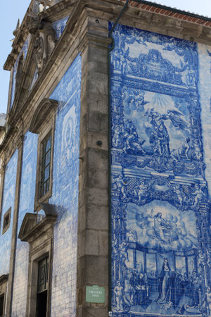 Capela das Almas Decorated with Azulejo Tile - Capela de Santa Catarina in Porto, Portugalのeditorial素材