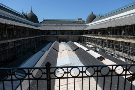 Aerial View of Covered Stalls inside Antique Bolhao Market: in Porto, Portugalの写真素材