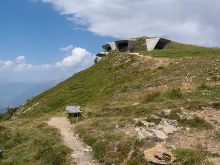 Concrete Curves and Glass Panoramas: The Unique Messner Museum Design in Plan de Corones, Italy.の写真素材