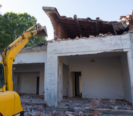 dismantling of a houseの写真素材