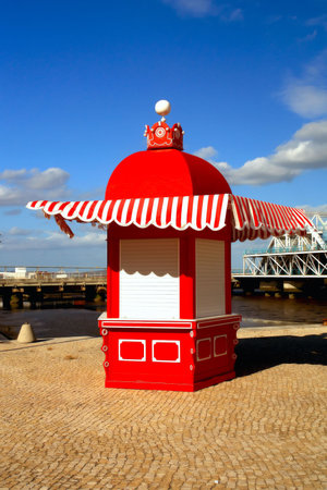   Red kiosk                            の写真素材