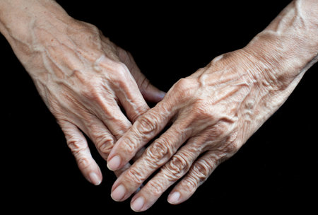 Detail of the hands of an elderly personの写真素材