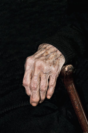 Detail of the hands of an elderly personの写真素材