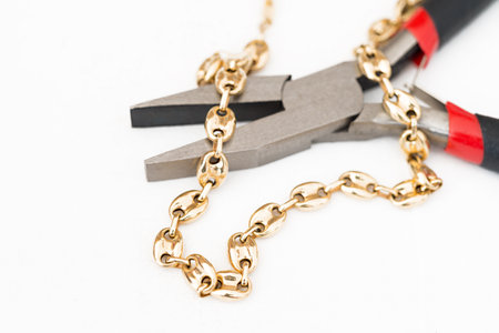 Details of jewelry for reparation, restoration and maintenance