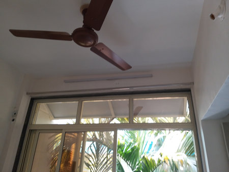 the ceiling of the roomの写真素材