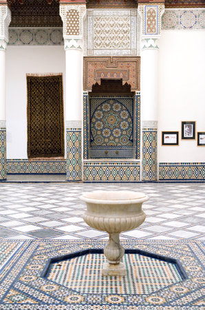Marrakech, Morocco - March 24, 2006: The courtyard of the city museum in the palace Gar Manebhiのeditorial素材