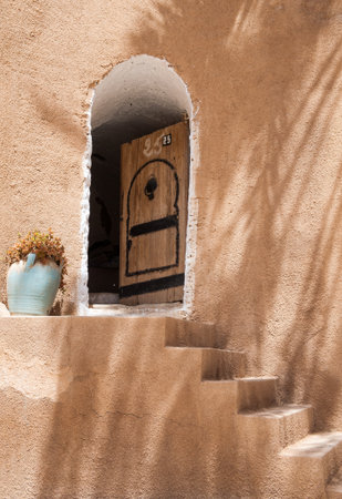 Matmata, Tunisia - April 16, 2008:  The ancient troglodyte cave berber house entranceのeditorial素材