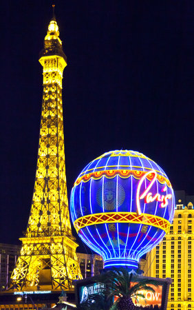 Las Vegas,  U.S.A. -  May 27, 20011:  Night view of Paris Symbols in  the cityのeditorial素材