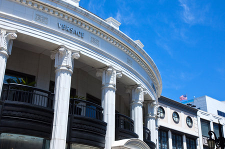 Los Angeles,  U.S.A. -  May 31, 2011: Upward view of the famous Rodeo Drive shopsのeditorial素材