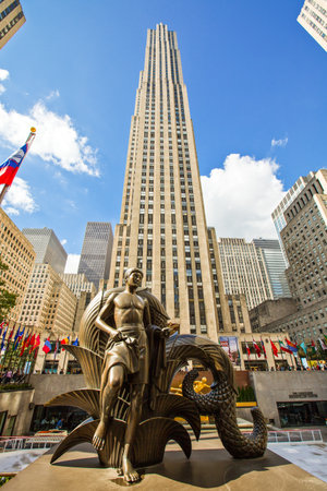 New York, U.S.A. - October 6, 20010: Manhattan, thr buildings and sculpture of Rockefeller Centerのeditorial素材