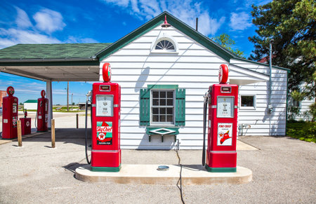Dwight, U.S.A. - May 17, 2011: Illinois, Route 66, the old Texaco gas stationのeditorial素材