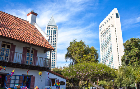 San Diego,  U.S.A. - June 2,  2011: The city tower seen from the Seaport villageのeditorial素材