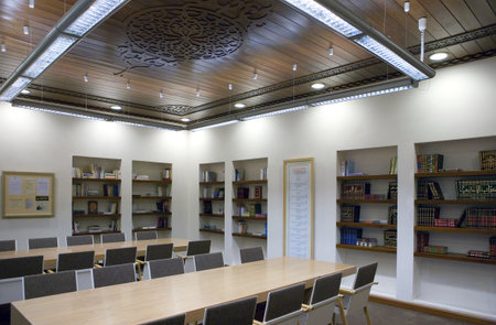 Manama, Bahrain - December 18, 2006:  The home of the poet Ibrahim Al Arraiedh.のeditorial素材