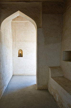 Muharraq,  Bahrain - December 6, 2006:  The entrance of the Shaifh Isa Bin Ali Al Khalifa House and Mosque, XVIII centuryのeditorial素材