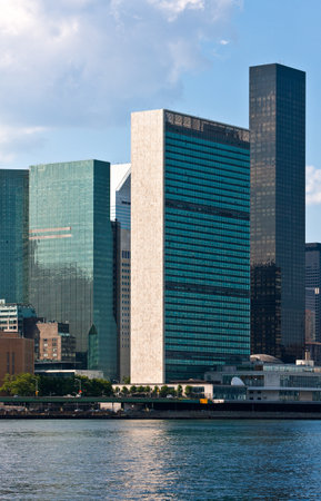 New York, USA - July 6, 2009: Manhattan,skyline of the city seen from East river.のeditorial素材