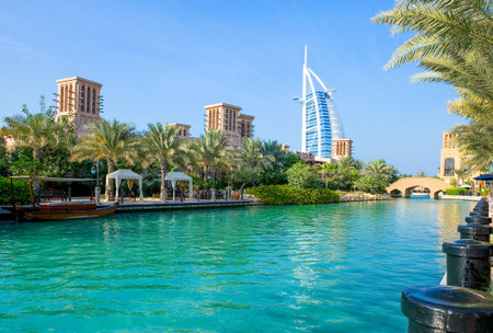 Dubai, U.A.E. - November 12, 2006:  The channel of the Madinat Jumeirah resort, in the background the Burj Al Arab towerのeditorial素材