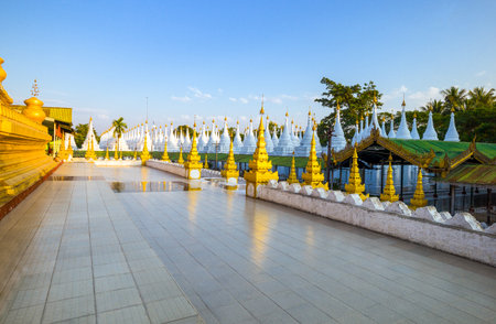 Myanmar, Mandalay, the Kuthodaw Paya temple, known olso as 'the world's biggest book'.のeditorial素材
