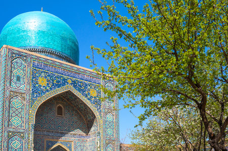 Uzbekistan, Samarkand, the main portal of the Sharhisindar mausoleumのeditorial素材