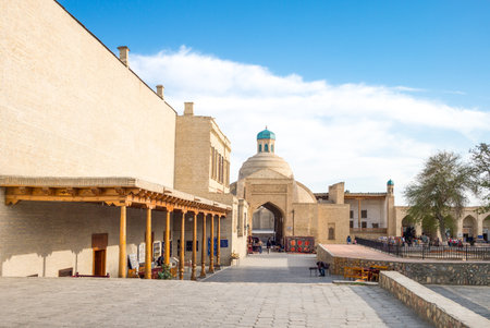 Buckara, Uzbekistan - Aprilr 16, 2014: The Taqi Sarrafon market in the old city centerのeditorial素材