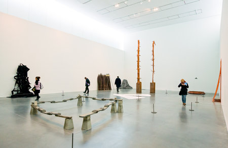 London, England - January 30, 2012:  People in the Tate Modern Art Galleryのeditorial素材