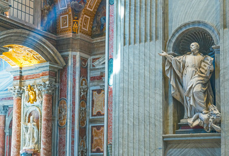 Rome, Italy - September 29 2016: Holy art in the inside of the St.Peter Basilica.のeditorial素材