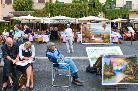 Rome, Italy - September 27, 2008: The painters show in Piazza Navonaのeditorial素材