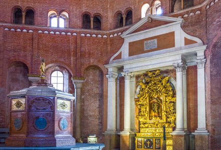 Cremona, Italy - May 14, 2013:  The interior of the Baptistery in Duomo squareのeditorial素材