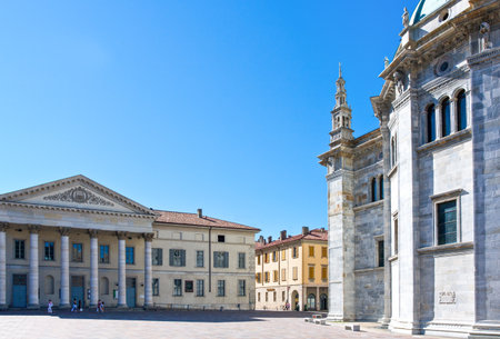 Como, Italy - August 30, 2010:  The Cathedral ( the Duomo ) apse and rhe theaterのeditorial素材