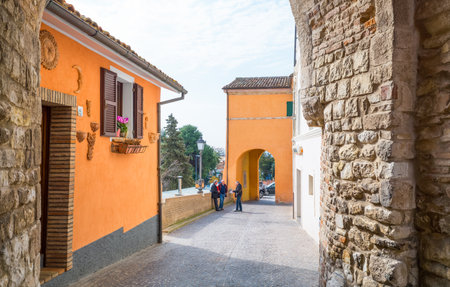 Sirolo, Italy - March 19,2015:  The  entrance of the country seen from the medieval archのeditorial素材