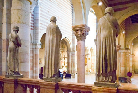 Verona, Italy - December 6, 2013: St. Zeno Basilica, statues of the presbytery above the cryptのeditorial素材