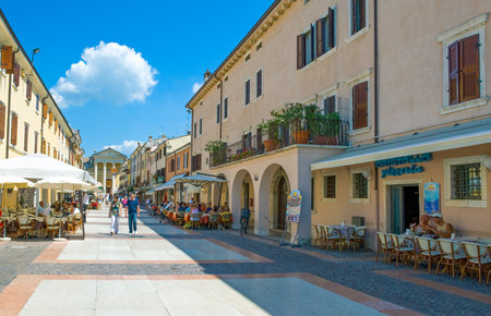 Bardolino, Italy - August 11, 2008: Garda lake, tourists in the old villageのeditorial素材