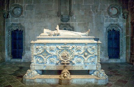 Lisbon, Portugal - March 27, 2009:  The tomb of Vasco De Gama in the monastery of Jeronimos de Belemのeditorial素材